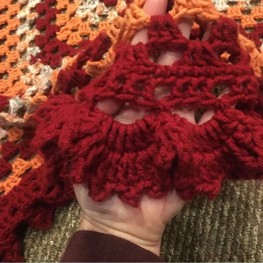Vintage Hand Crocheted 3D Ruffle Edge Afghan - Picture 5 of 6